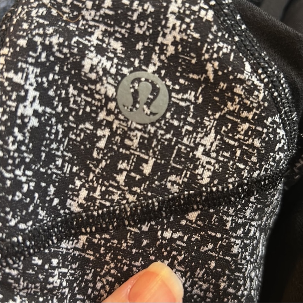 Lululemon Pace Rival Crop Leggings Power Luxtreme Suited Jacquard Running Size 2 - Picture 12 of 14